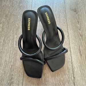 Express Black heel
